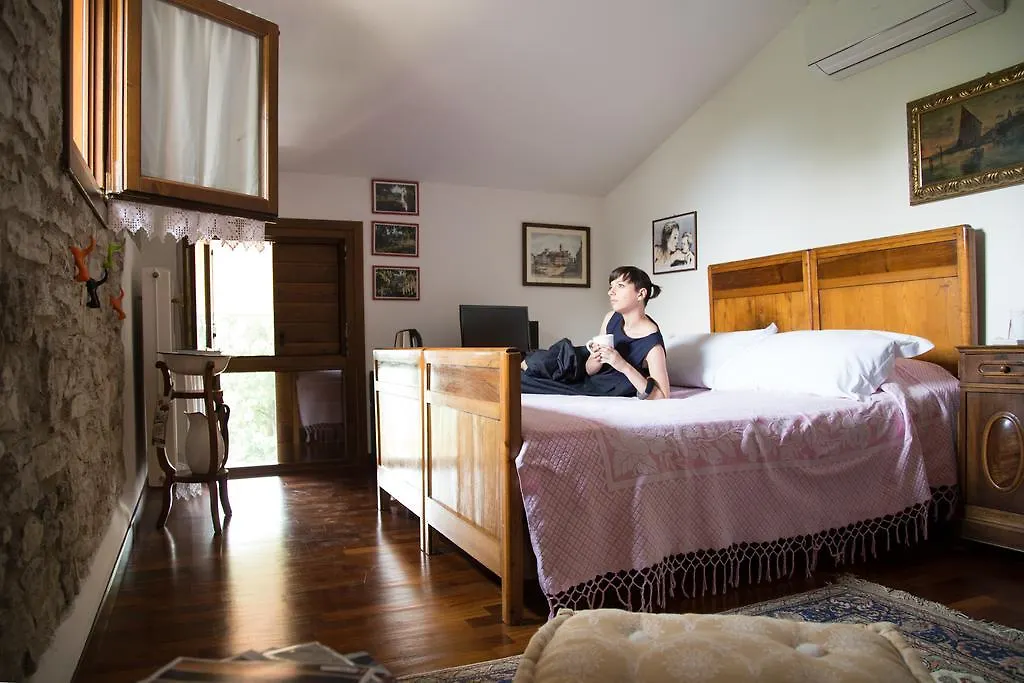 Alquaranta Bed & Breakfast Revine Lago