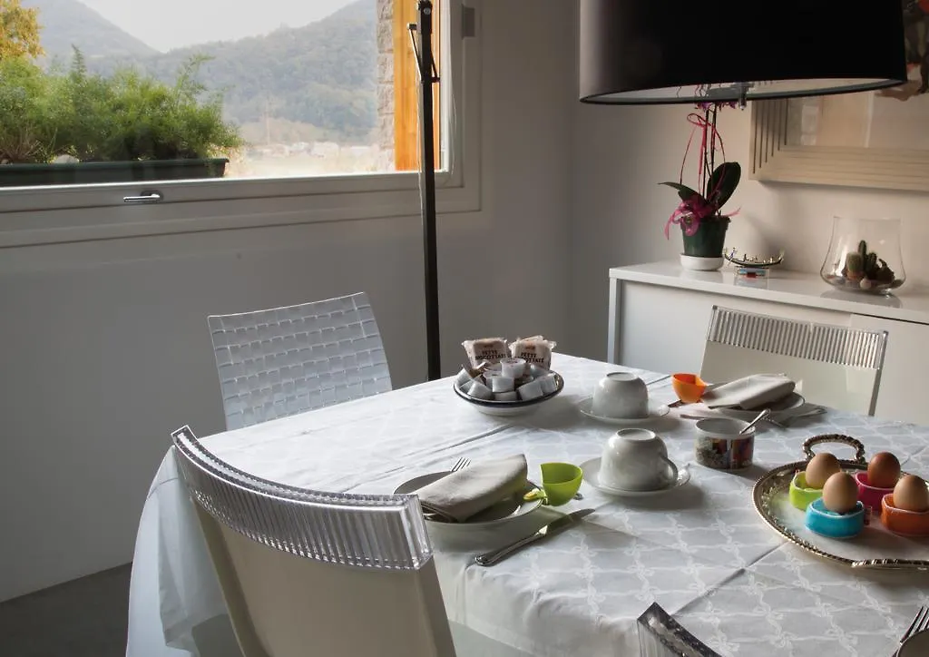 Alquaranta Bed & Breakfast Revine Lago